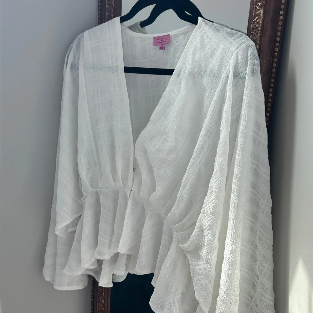 Mi Ami for Francesca’s - White Ruffled Blouse - Picture 1 of 3
